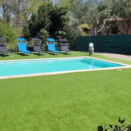 à casita villa 8 personnes avec piscine Villa
