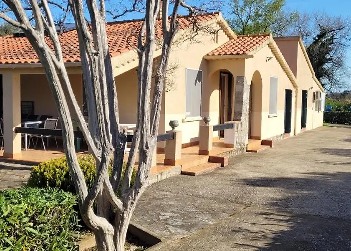 à Casita 8 Personnes Avec Piscine Villa