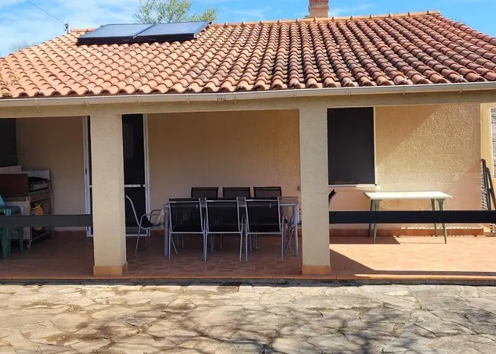 à Casita 8 Personnes Avec Piscine Moriani-Plage
