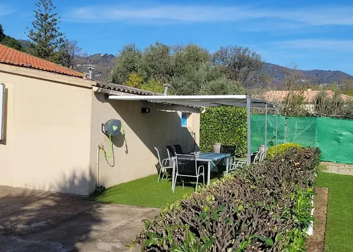 à Casita 8 Personnes Avec Piscine Villa